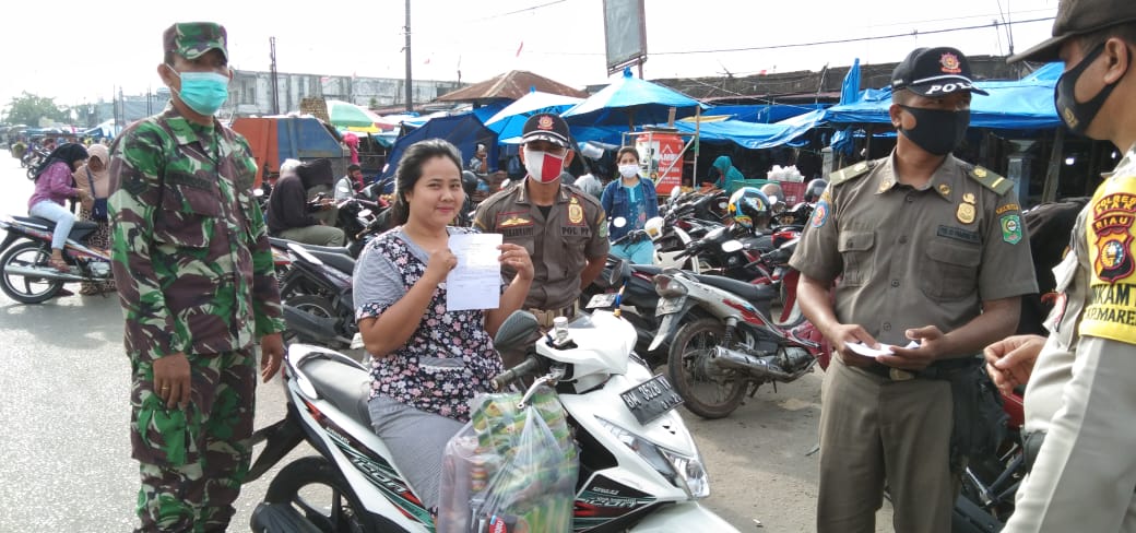 Diatas Sepeda Motor, Hartati Buat Pernyataan, Begini kejadiannya ?