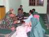 Wujud Kedekatan TNI Dengan Masyarakat, Satgas TMMD ke- 115 Mengajar Ngaji di Musholla