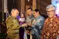 Bupati Inhil Terima Penghargaan Dari RiauPos