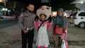 Patut di Acungi Jempol, Polisi Inhu Berpangkat Bripka Ini Sekolahkan Badut